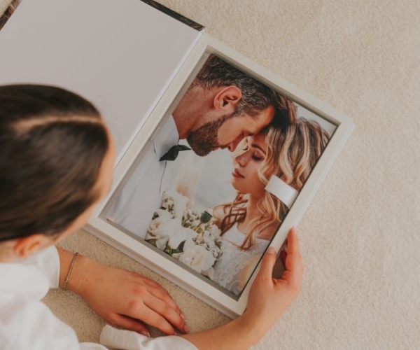 O guia que vai te ajudar a criar o Fotolivro de Casamento perfeito